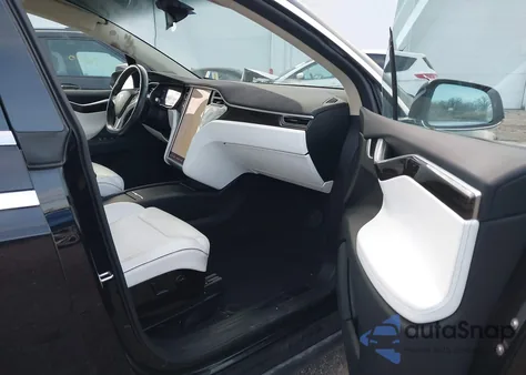 2016 Tesla Model X 75D/P100D/P90D из США, поврежденный, VIN 5YJXCBE44GFS00307